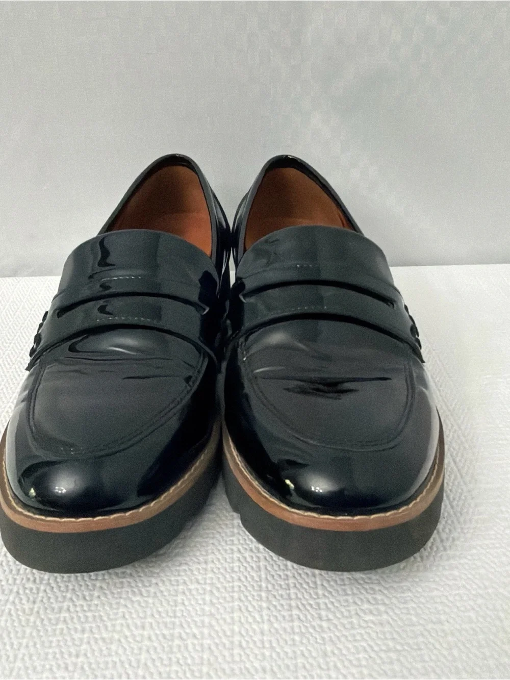 Vionic Cheryl Patent Leather Penny Loafers Black Shoes Women's Size 6